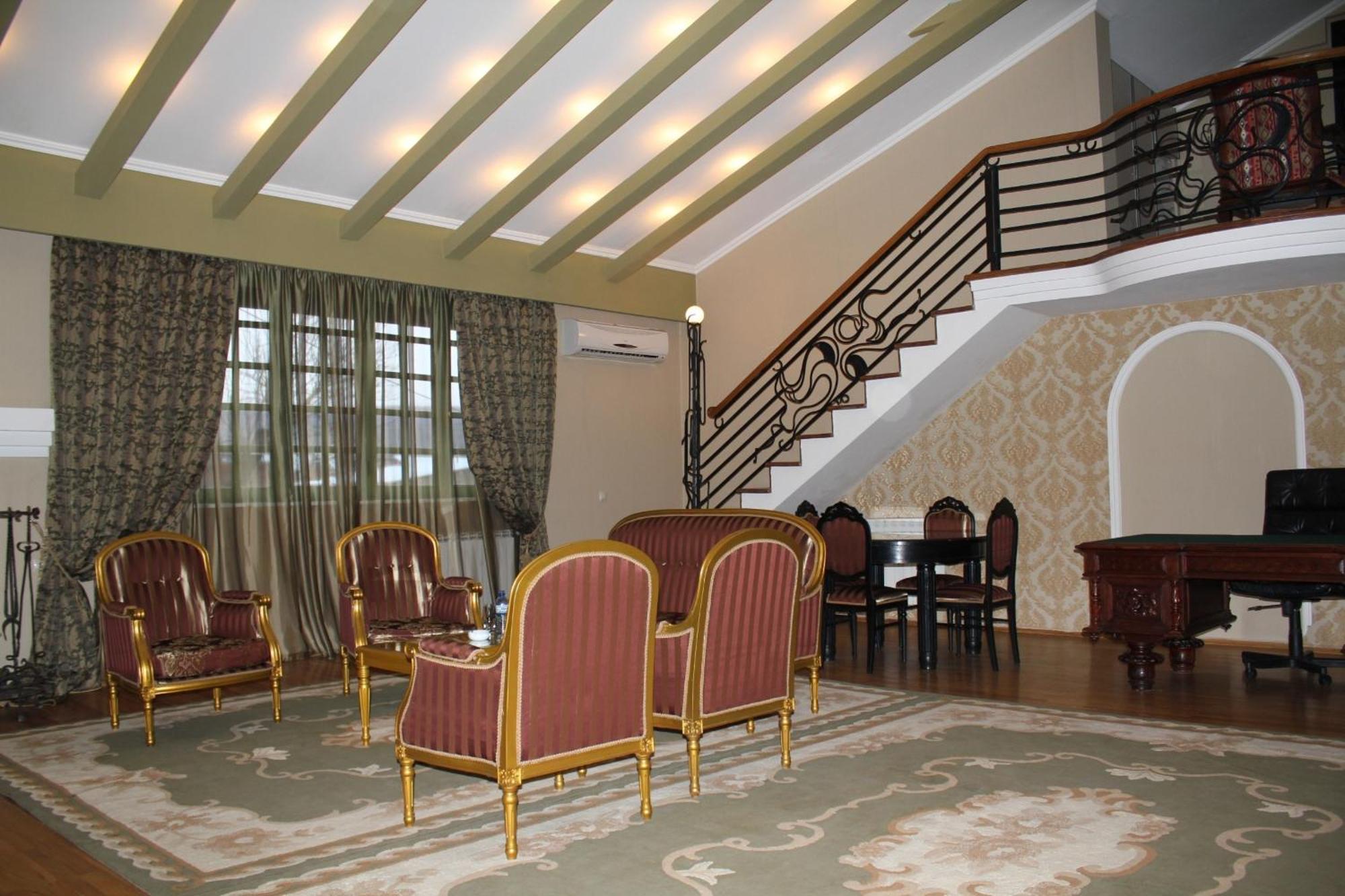 Prestige Palace - Esquisse Hotel Tbilisi ห้อง รูปภาพ