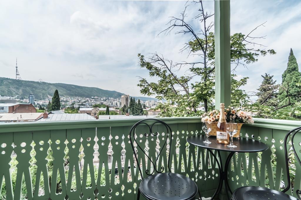 Prestige Palace - Esquisse Hotel Tbilisi ภายนอก รูปภาพ