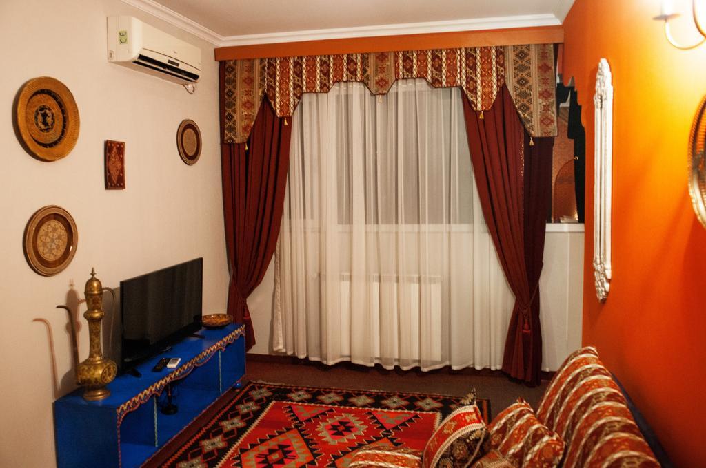 Prestige Palace - Esquisse Hotel Tbilisi ภายนอก รูปภาพ
